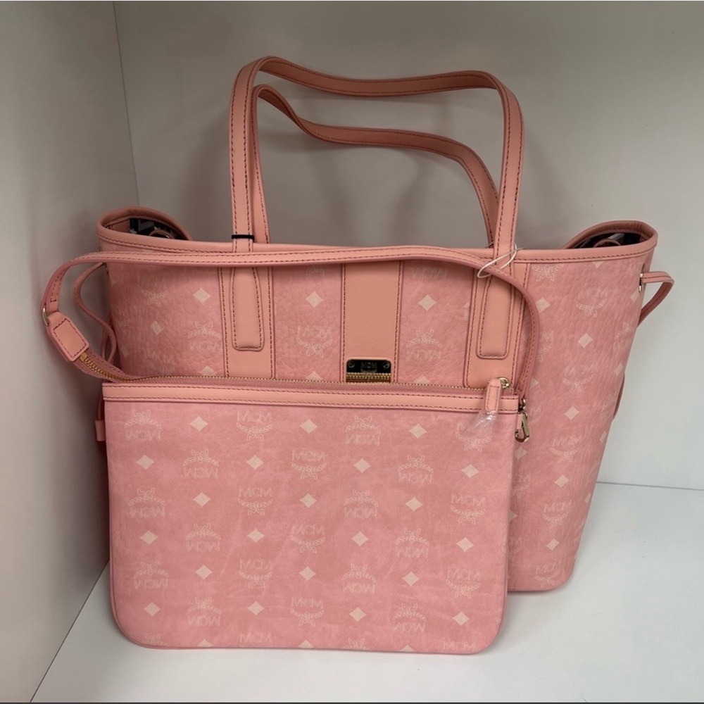 MCM Authentic Reversible Medium  Liz Shopper in Visetos